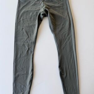 NOBULL Olive Green Ankle Length Leggings - M